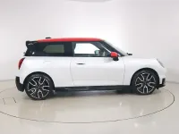 Used Mini Cooper SE Sport 160 kW (218 HP) 2024 White Hatchback