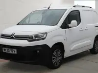 Used Citroën Berlingo Start 100 HP (73 kW) 2020 White MPV