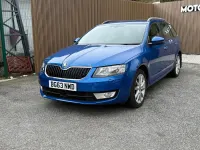Used Skoda Octavia Elegance 105 HP (77 kW) 2013 Blue Estate