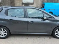 Używany Peugeot 208 Active 2015 Szary Hatchback