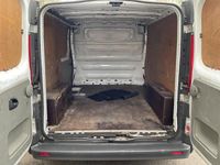 Used Vauxhall Vivaro 115 HP (84 kW) 2013 White MPV