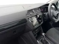 Usado VW Tiguan Elegance 150 HP (110 kW) 2023 Cinzento SUV