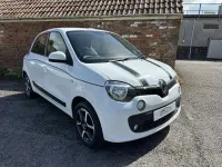 Used Renault Twingo Dynamique 70 HP (51 kW) 2016 White Hatchback