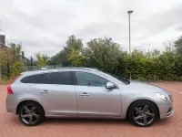 Used Volvo V60 R-Design 115 HP (84 kW) 2013 Silver Estate