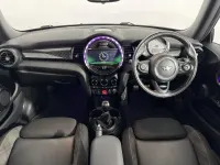 Used Mini Cooper S Sport 192 HP (141 kW) 2019 Blue Hatchback