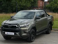 Used Toyota HiLux 204 HP (150 kW) 2022 Bronze Pickup