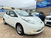Used Nissan Leaf Acenta 80 kW (109 HP) 2017 White Hatchback