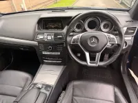 Begagnad Mercedes E220 AMG line 175 HK (128 kW) 2016 Blå Sportkupé