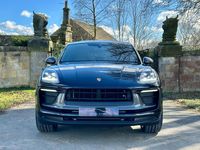 Begagnad Porsche Macan 265 HK (194 kW) 2023 Svart SUV
