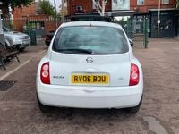 Usado Nissan Micra SE 88 HP (64 kW) 2006 Branco Citadino