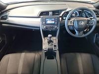 Used Honda Civic SE 126 HP (92 kW) 2020 Silver Hatchback