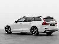New Volvo V60 Plus 197 HP (144 kW) 2026 Ice white Estate
