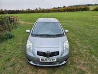 Used Toyota Yaris 85 HP (62 kW) 2007 Silver Hatchback