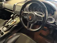 Used Porsche Cayenne Platinum Edition 262 HP (192 kW) 2017 Black SUV