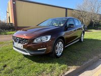 Used Volvo V60 CC SE 190 HP (139 kW) 2015 Bronze Estate