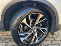 Used Volvo XC40 R-Design Pro 190 HP (139 kW) 2019 White SUV