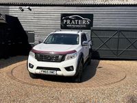 Used Nissan Navara Tekna 190 HP (139 kW) 2016 White Pickup