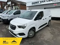 Used Vauxhall Combo Sportive 100 HP (73 kW) 2020 White MPV