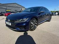 Begagnad VW Arteon R-line 190 HK (139 kW) 2019 Blå Halvkombi