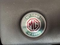 Używany MG F 118 KM (86 kW) 1999 Czarny Kabriolet