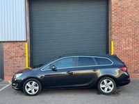 Used Vauxhall Astra SRi 2014 Black Estate