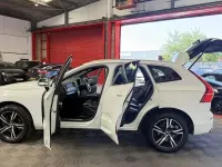Used Volvo XC60 R-Design 190 HP (139 kW) 2018 White SUV