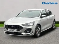 Usado Ford Focus ST-Line 125 HP (91 kW) 2025 Prateado Citadino