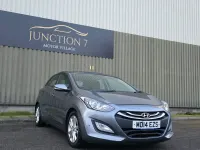 Begagnad Hyundai i30 Style 128 HK (94 kW) 2014 Grå Halvkombi