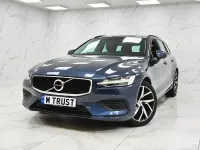 Used Volvo V60 Momentum 250 HP (183 kW) 2019 Blue Estate