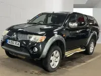 Käytetty Mitsubishi L200 Elegance 134 HP (98 kW) 2006 Musta Nouto