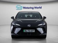 Begagnad MG MG4 EV SE 319 kW (435 HK) 2023 Svart Halvkombi