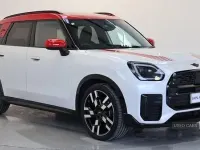 Usado Mini Countryman Sport 215 CV (158 kW) 2025 Blanco SUV