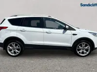 Käytetty Ford Kuga Titanium X 180 HP (132 kW) 2015 Valkoinen Katumaasturi