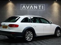 Usado Audi A4 Allroad Comfort 177 HP (130 kW) 2014 Branco Carrinha