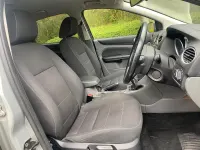 Used Ford Focus Titanium 110 HP (80 kW) 2010 Silver Hatchback