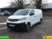 used Vauxhall Vivaro 1.5 L2H1 F2900 DYNAMIC S/S 101 BHP IN WHITE WITH 43,640 MILES AND A FULL SERVICE HISTORY, 1 OWNER FR