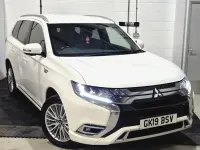 Używany Mitsubishi Outlander P-HEV 2019 Biały Kombi