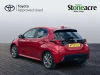 Used Toyota Yaris Hybrid 113 HP (83 kW) 2023 Red Hatchback