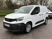 Used Peugeot Partner 131 HP (96 kW) 2020 White MPV