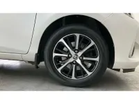 Usado Toyota Yaris 111 HP (81 kW) 2018 Branco Citadino