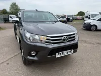 Used Toyota HiLux 150 HP (110 kW) 2017 Grey Pickup