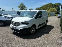 Used Vauxhall Combo 100 HP (73 kW) 2021 White MPV