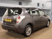 Used Toyota Verso 147 HP (108 kW) 2018 Decuma grey MPV