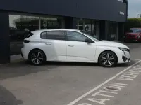 Used Peugeot 308 Allure 130 HP (95 kW) 2022 White Hatchback