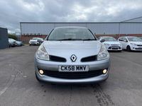 used Renault Clio 1.2 16v Dynamique 5dr