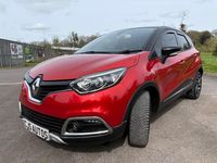 Used Renault Captur Signature 2017 Red/black SUV