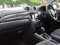 Gebraucht Suzuki Vitara SZ5 116 PS (85 kW) 2023 Grau SUV