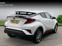 Used Toyota C-HR 122 HP (89 kW) 2023 White SUV