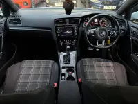 Begagnad VW Golf VII GTD 2015 Vit Halvkombi