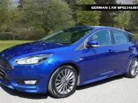Used Ford Focus ST-Line 125 HP (91 kW) 2018 Performance blue Hatchback